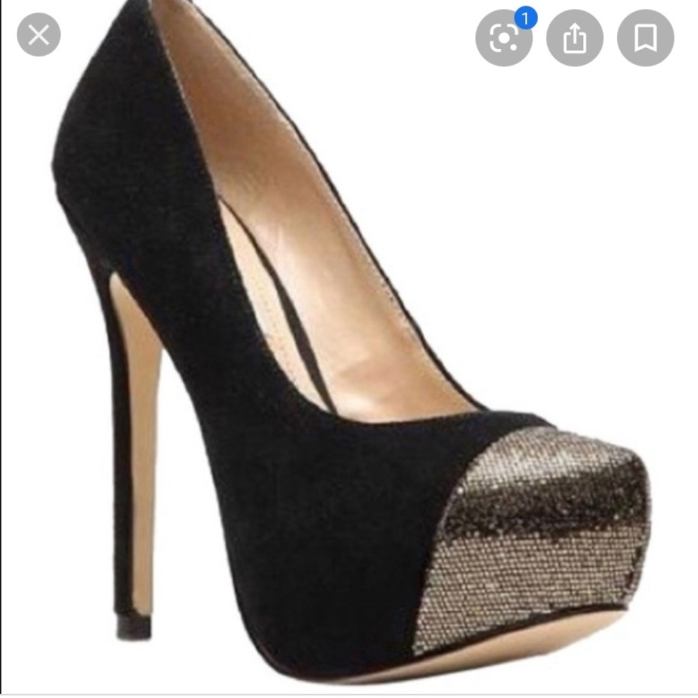 Steve Madden platform pumps